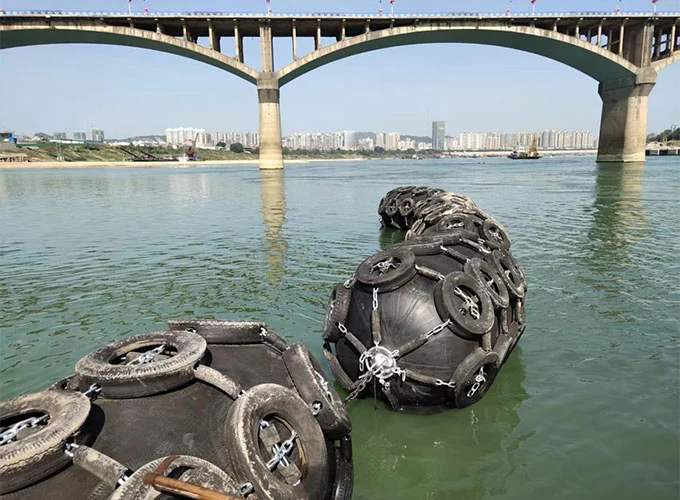 ¿Por qué son esenciales las defensas inflables resistentes al desgaste para la protección marina a largo plazo?